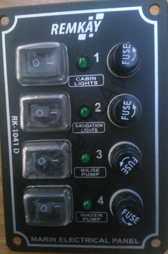 Remkay 4 lü Dikey Sigorta Paneli